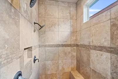 1518 Amundsen Street, Houston, TX 77009 - Photo 28