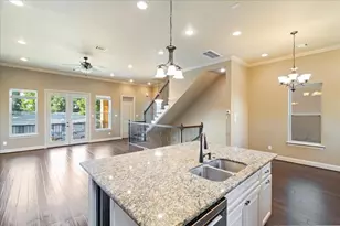 1518 Amundsen St, Houston, TX 77009 - Photo 16