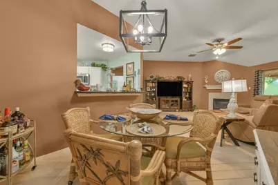 203 Green Isle Avenue, Dickinson, TX 77539 - Photo 12