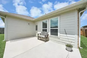 2211 Emerald Ln, Texas City, TX 77591 - Photo 24