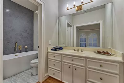 200 Sarasota Circle S, Montgomery, TX 77356 - Photo 42