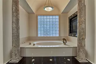 200 Sarasota Cir S, Montgomery, TX 77356 - Photo 28