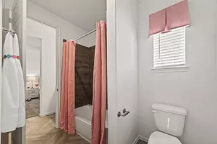 13610 Lago Vis Dr, Iowa Colony, TX 77583 - Photo 36