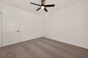 13610 Lago Vis Dr, Iowa Colony, TX 77583 - Photo 34