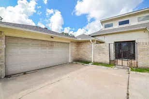 3022 Cypress Point Dr, Missouri City, TX 77459 - Photo 4