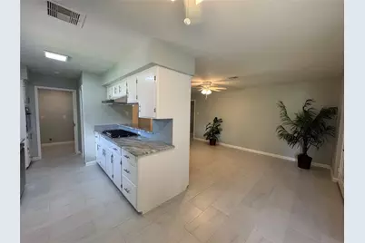 5002 Louise Street, Seabrook, TX 77586 - Photo 10