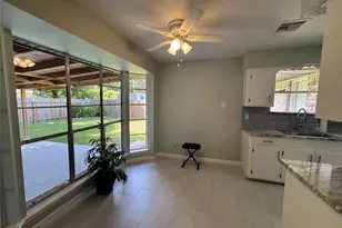 5002 Louise St, Seabrook, TX 77586 - Photo 8