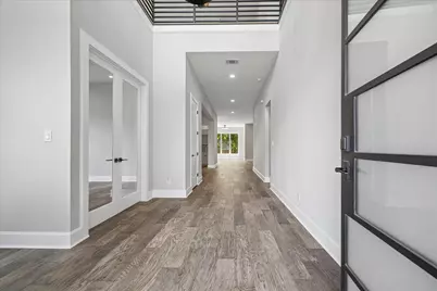 2065 Southgate Boulevard, Houston, TX 77030 - Photo 4