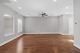 410 Yale Oaks Ln, Houston, TX 77091 - Photo 8