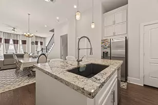 2020 McGowen St, Houston, TX 77004 - Photo 14