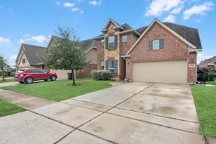 10518 Sun River Falls Dr, Humble, TX 77396 - Photo 2