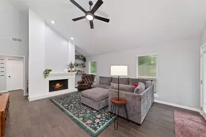 16374 Larkfield Drive, Houston, TX 77059 - Photo 4