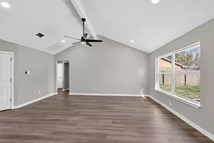 11718 Steamboat Springs Dr, Houston, TX 77067 - Photo 6