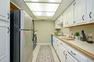 2826 S Bartell Dr, Houston, TX 77054 - Photo 2