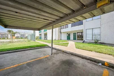 2826 S Bartell Drive #37, Houston, TX 77054 - Photo 10
