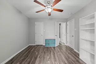 59 Hideaway Dr, Friendswood, TX 77546 - Photo 14