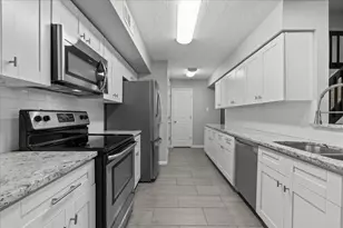 59 Hideaway Dr, Friendswood, TX 77546 - Photo 6