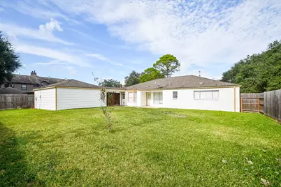 3327 Springhill Drive, Missouri City, TX 77459 - Photo 20