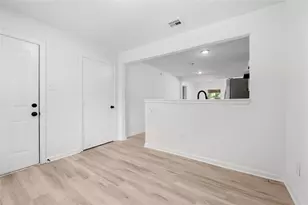 4601 W 43rd St, Houston, TX 77092 - Photo 12