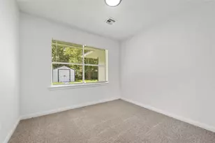4601 W 43rd St, Houston, TX 77092 - Photo 16