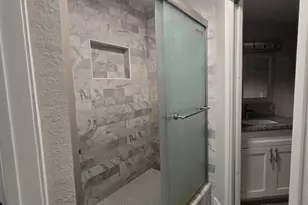 8355 Nairn St, Houston, TX 77074 - Photo 12