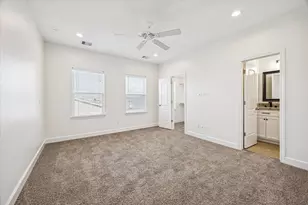 5402 Jonathan Ln, Houston, TX 77011 - Photo 14