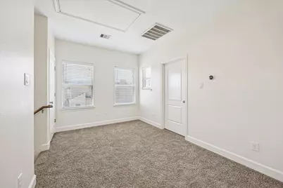 5402 Jonathan Lane, Houston, TX 77011 - Photo 12