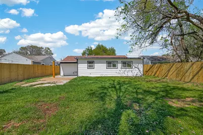 3209 McCrarey Drive, Houston, TX 77088 - Photo 38