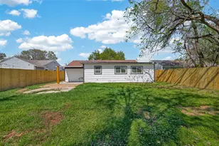 3209 McCrarey Dr, Houston, TX 77088 - Photo 38