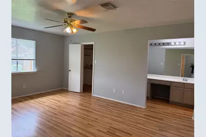 7427 Briargate Drive, Houston, TX 77489 - Photo 10