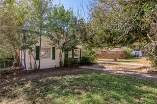 1415 22nd St, Huntsville, TX 77340 - Photo 22