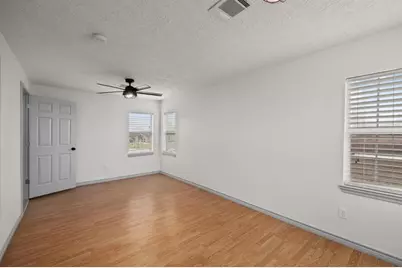 325 E A Street, La Porte, TX 77571 - Photo 14