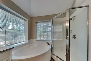30915 Trinket Dr, Spring, TX 77386 - Photo 10