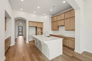 12339 Hudson Dr, Mont Belvieu, TX 77523 - Photo 2