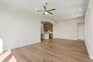12339 Hudson Dr, Mont Belvieu, TX 77523 - Photo 18