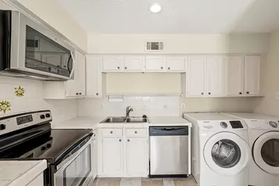 496 N Post Oak Lane #496, Houston, TX 77024 - Photo 12