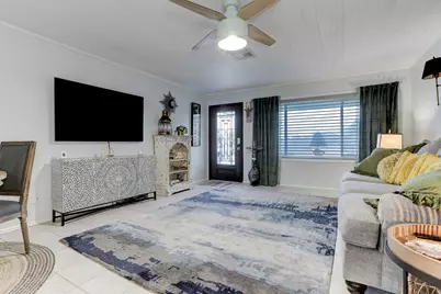 4449 Shady Lake Drive, Seabrook, TX 77586 - Photo 8