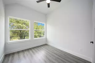 2303 Staples St, Houston, TX 77026 - Photo 20
