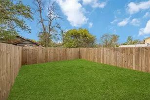 2303 Staples St, Houston, TX 77026 - Photo 24