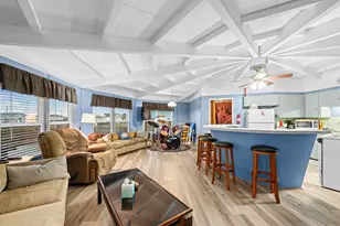 702 Seashell Dr, Surfside Beach, TX 77541 - Photo 10