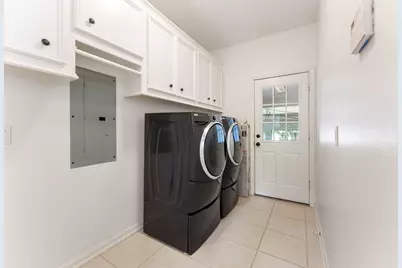 618 W Rollingwood Street, Pinehurst, TX 77362 - Photo 26