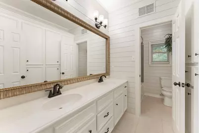 618 W Rollingwood Street, Pinehurst, TX 77362 - Photo 10