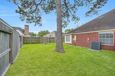 20739 Maple Village Drive, Cypress, TX 77433 - Photo 32