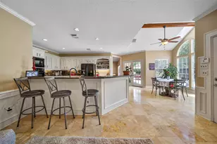1702 7 Maples Dr, Kingwood, TX 77345 - Photo 24