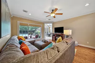 1702 7 Maples Dr, Kingwood, TX 77345 - Photo 16
