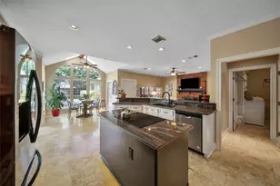 1702 7 Maples Dr, Kingwood, TX 77345 - Photo 28