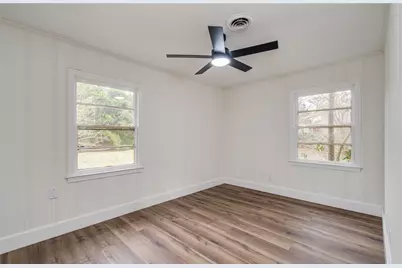 2417 Pecan Street, Dickinson, TX 77539 - Photo 32