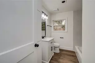 2417 Pecan St, Dickinson, TX 77539 - Photo 16