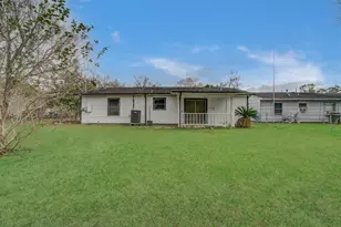 2417 Pecan St, Dickinson, TX 77539 - Photo 34