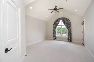 15710 Creekbend Dr, Sugar Land, TX 77478 - Photo 36